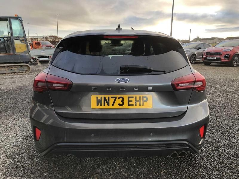 Used Ford Focus ST-Line 123 HP (90 kW) 2023 Grey Hatchback