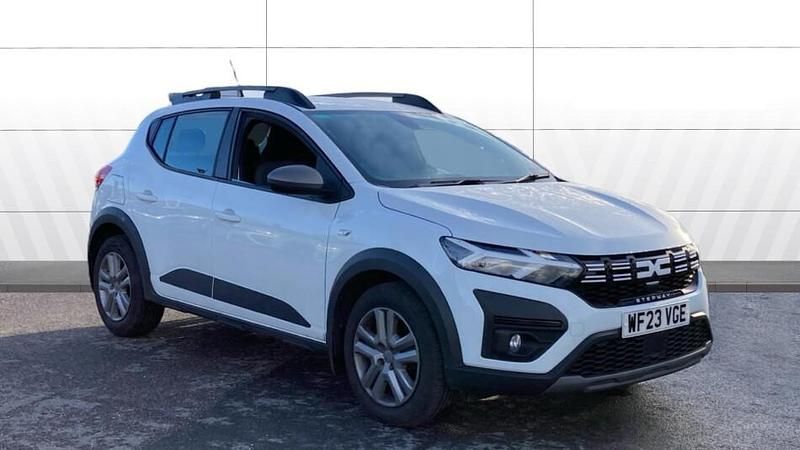 Used 2023 Dacia Sandero Expression Hatchback | £10,308 (Good price) - Image 1/3