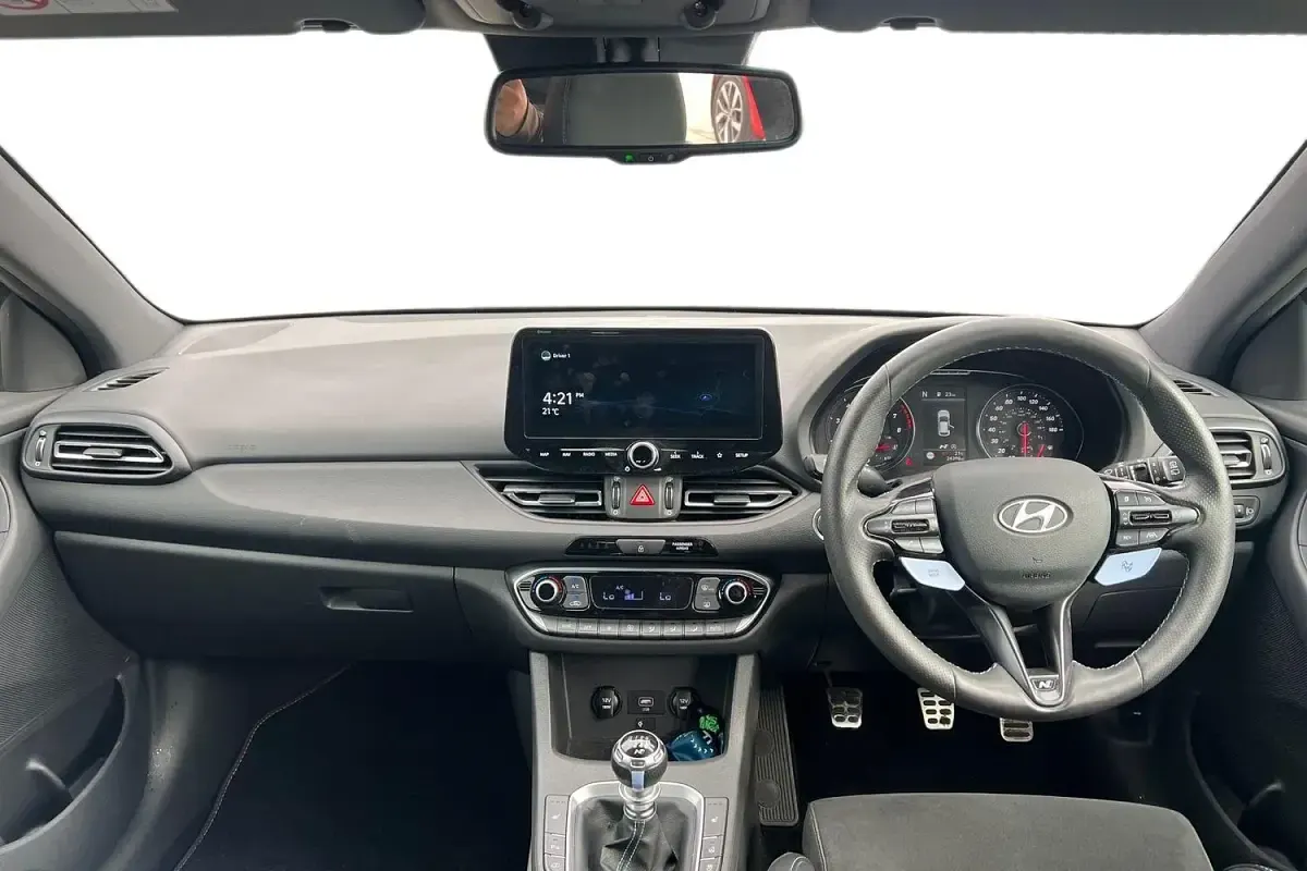 Used Hyundai i30 N Performance 280 HP (205 kW) 2021 White Hatchback