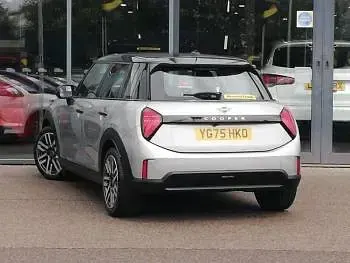 Used Mini Cooper Classic 114 kW (156 HP) 2025 Silver Hatchback