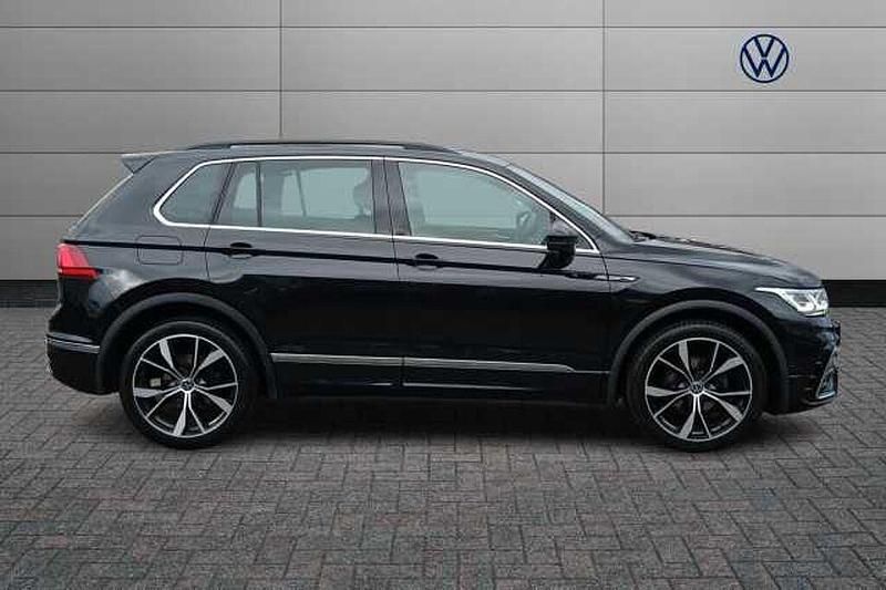 Used VW Tiguan R-line 150 HP (110 kW) 2022 Black SUV