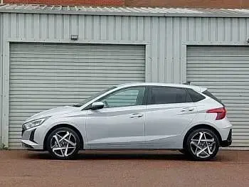 New Hyundai i20 90 HP (66 kW) 2026 Pearl  lumen grey Hatchback