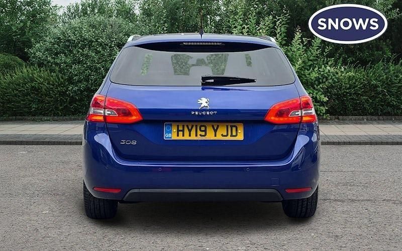 Used Peugeot 308 SW Allure 131 HP (96 kW) 2019 Blue Estate