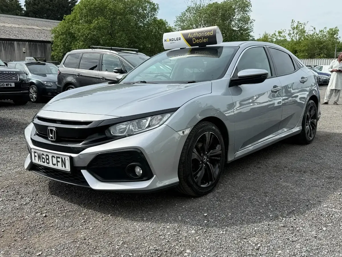 Used Honda Civic SR 126 HP (92 kW) 2019 Silver Hatchback