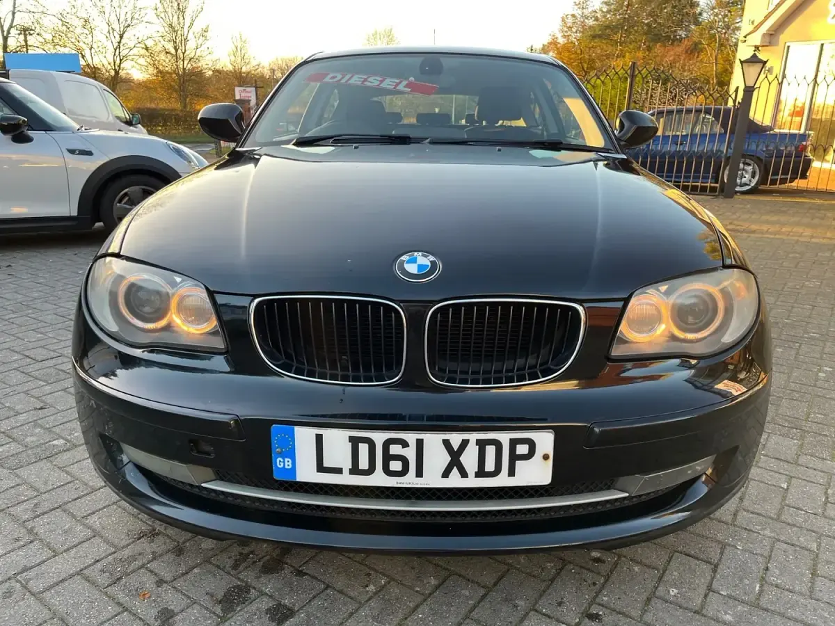 Used BMW 118 143 HP (105 kW) 2011 Black Hatchback