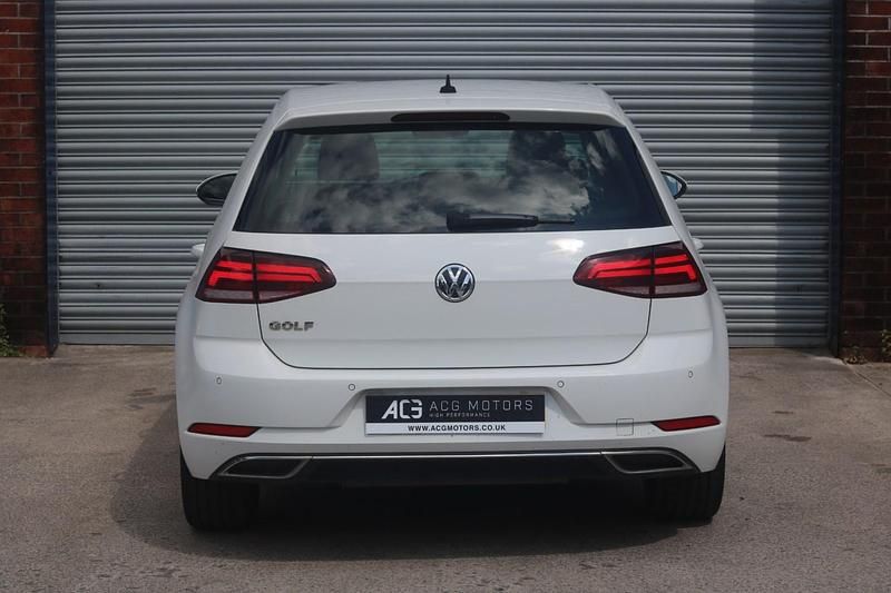 Used VW Golf VII GT 150 HP (110 kW) 2020 White Hatchback