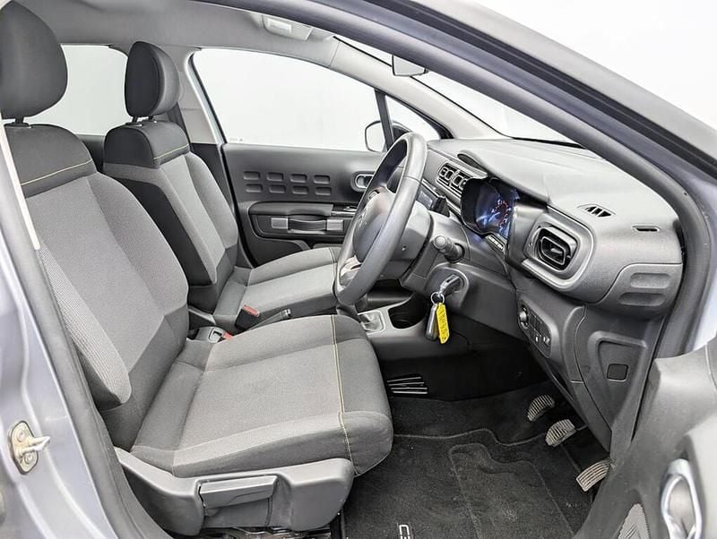 Used Citroën C3 PureTech 82 HP (60 kW) 2023 Grey Hatchback