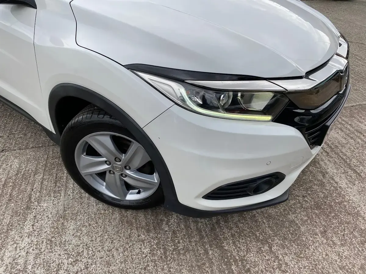Used Honda HR-V SE 2019 White SUV
