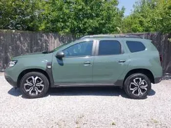 Used Dacia Duster Journey 148 HP (108 kW) 2023 Green SUV
