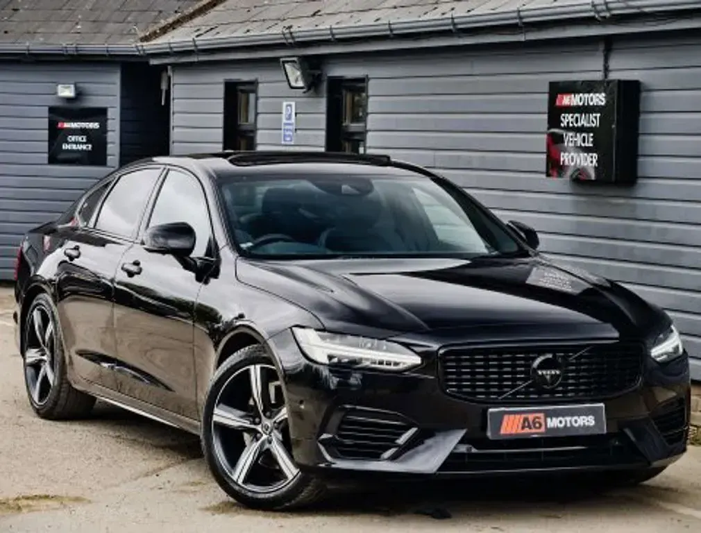 Used Volvo S90 R-Design 390 HP (286 kW) 2019 Black Sedan