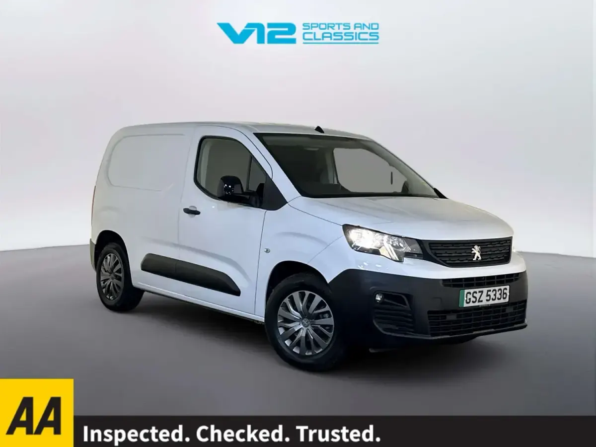 Used Peugeot Partner 68 HP (50 kW) 2022 White MPV