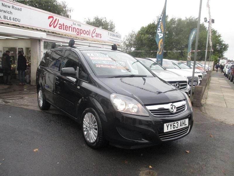 Black Used 2013 Vauxhall Zafira MPV | £2,995 (Fair price) - Image 1/4