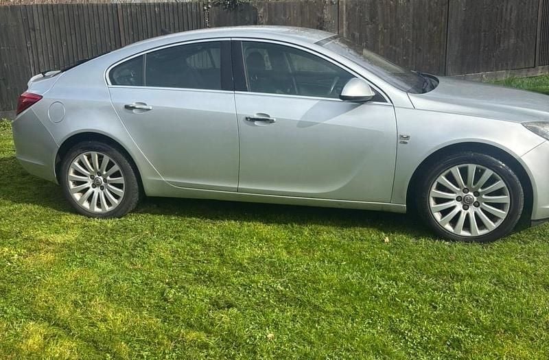 Used Vauxhall Insignia Elite 160 HP (117 kW) 2011 Silver Hatchback