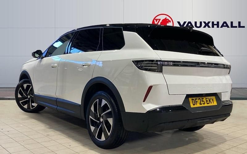 Used Vauxhall Grandland X Ultimate 136 HP (100 kW) 2025 White SUV