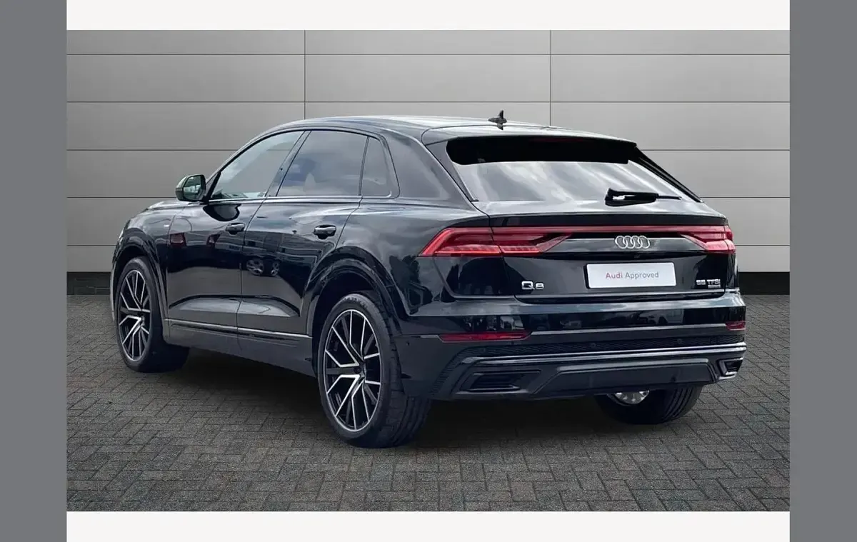 Used Audi Q8 Black Edition 340 HP (250 kW) 2022 Black SUV