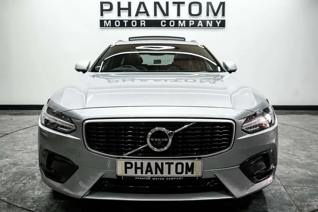 Used Volvo V90 R-Design Pro 235 HP (172 kW) 2018 Silver Estate