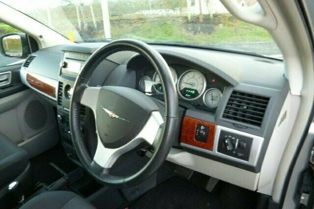 Used Chrysler Grand Voyager 161 HP (118 kW) 2009 MPV