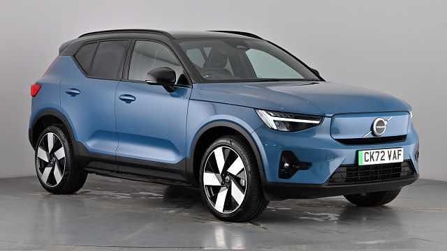 Fjord blue Used 2022 Volvo XC40 Plus SUV | £21,350 (Good price) - Image 1/4