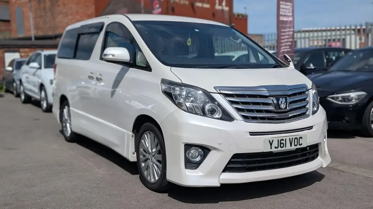 Used Toyota Alphard 2024 White MPV