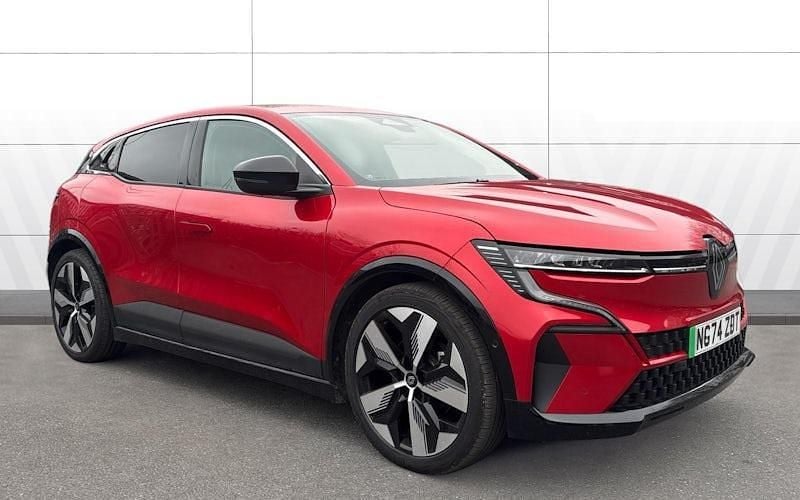 Used Renault Megane E-Tech Komfort 160 kW (218 HP) 2025 Red Hatchback