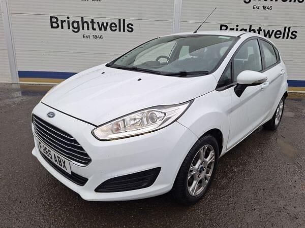 White Used 2015 Ford Fiesta Style Hatchback | £4,495 (Fair price) - Image 1/3