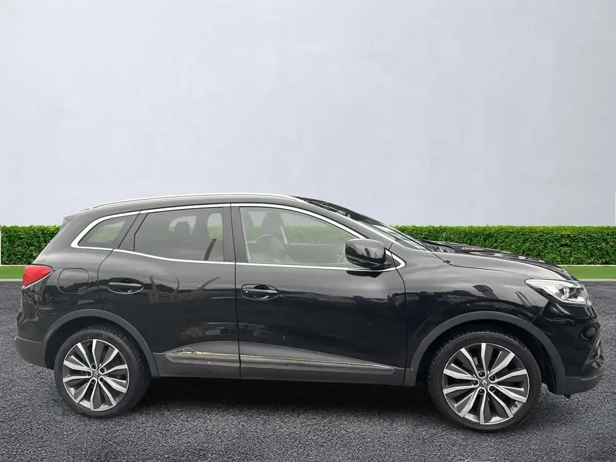 Used Renault Kadjar Iconic 115 HP (84 kW) 2019 Black SUV