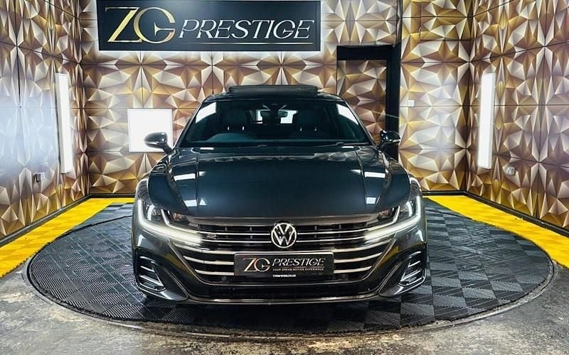 Used VW Arteon R-line 190 HP (139 kW) 2024 Estate
