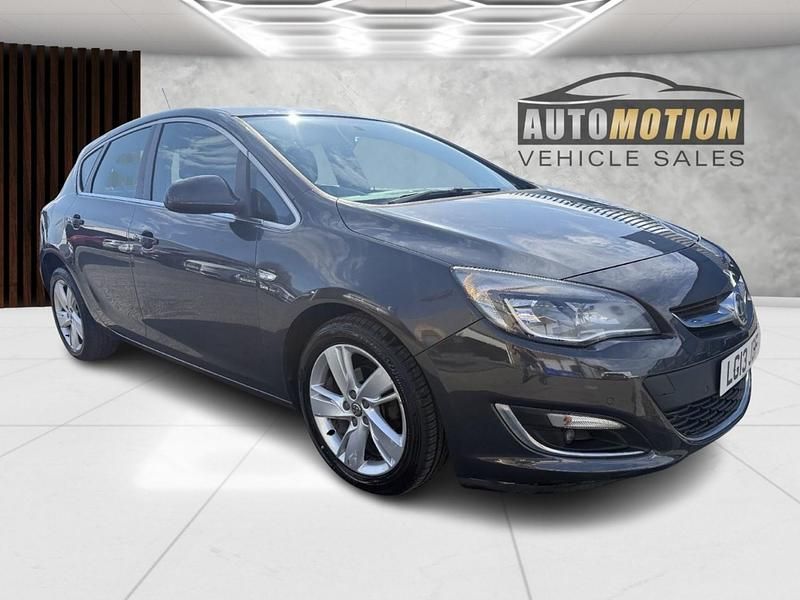 Used Vauxhall Astra SRi 115 HP (84 kW) 2013 Grey Hatchback