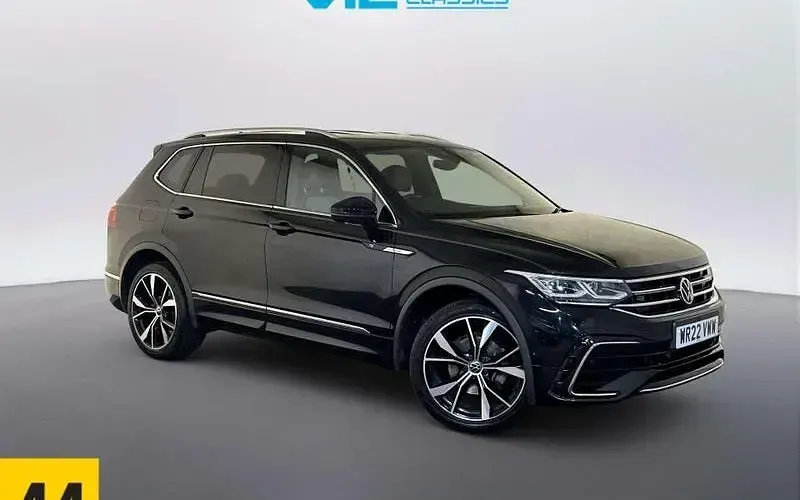 Used VW Tiguan Allspace R-line 150 HP (110 kW) 2024 SUV