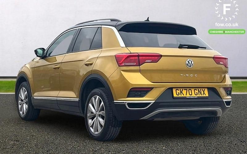 Begagnad VW T-Roc Design 150 HK (110 kW) 2020 Gul SUV