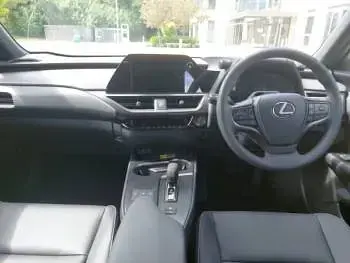 Used Lexus UX 300h Sport Design Packet 199 HP (146 kW) 2024 White SUV
