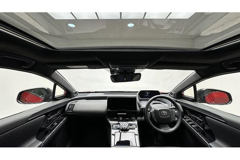 Used Toyota bZ4X Edition 150 kW (204 HP) 2022 Scarlet flare SUV