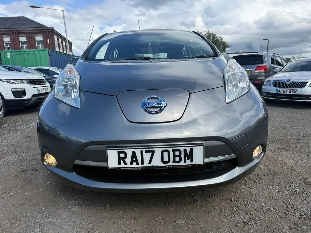 Used Nissan Leaf Acenta 80 kW (109 HP) 2017 Grey Hatchback