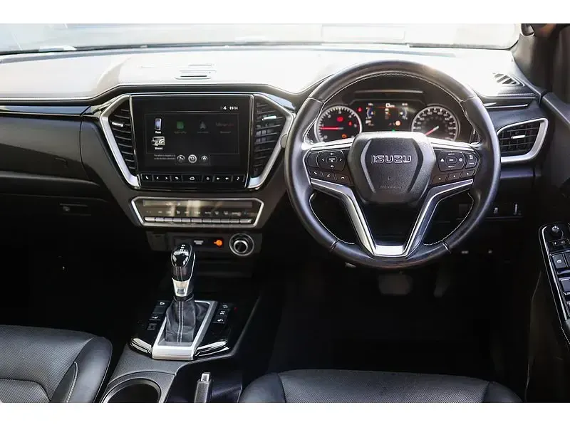 Używany Isuzu D-Max 163 KM (119 kW) 2021 Czarny Pickup