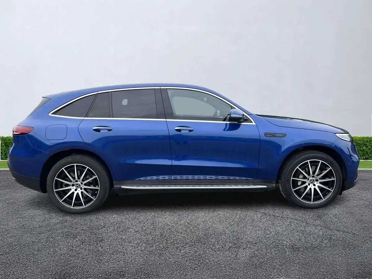 Used Mercedes EQC400 AMG line 300 kW (408 HP) 2023 Blue SUV
