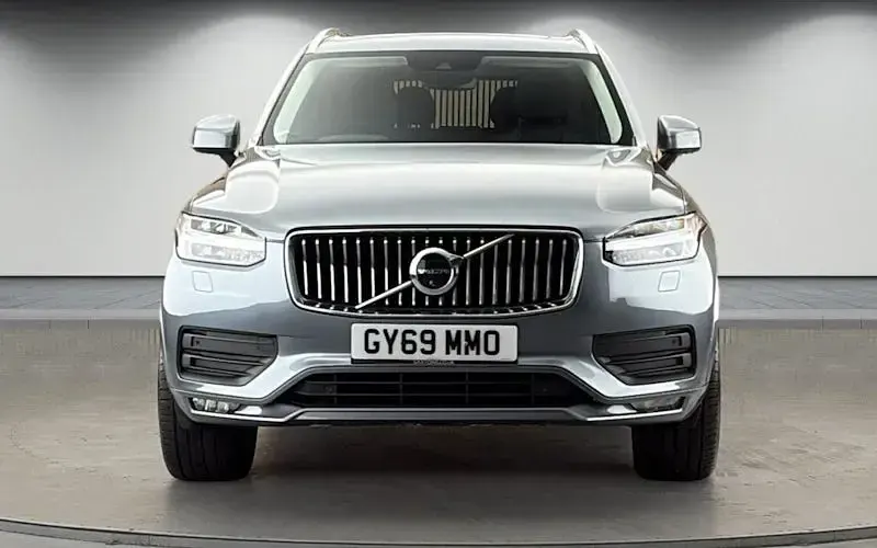 Usado Volvo XC90 Momentum 235 CV (172 kW) 2021 SUV