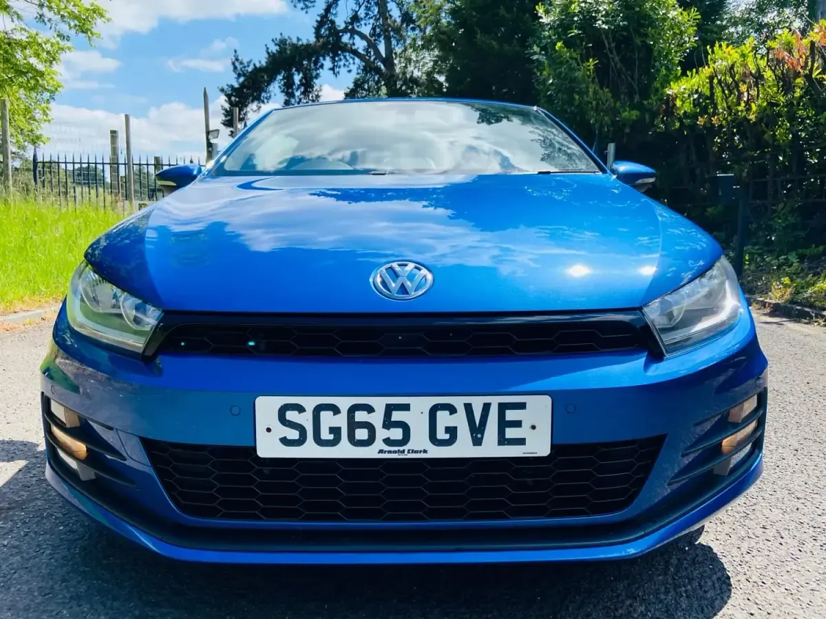 Usado VW Scirocco GT 125 HP (91 kW) 2015 Azul Coupé