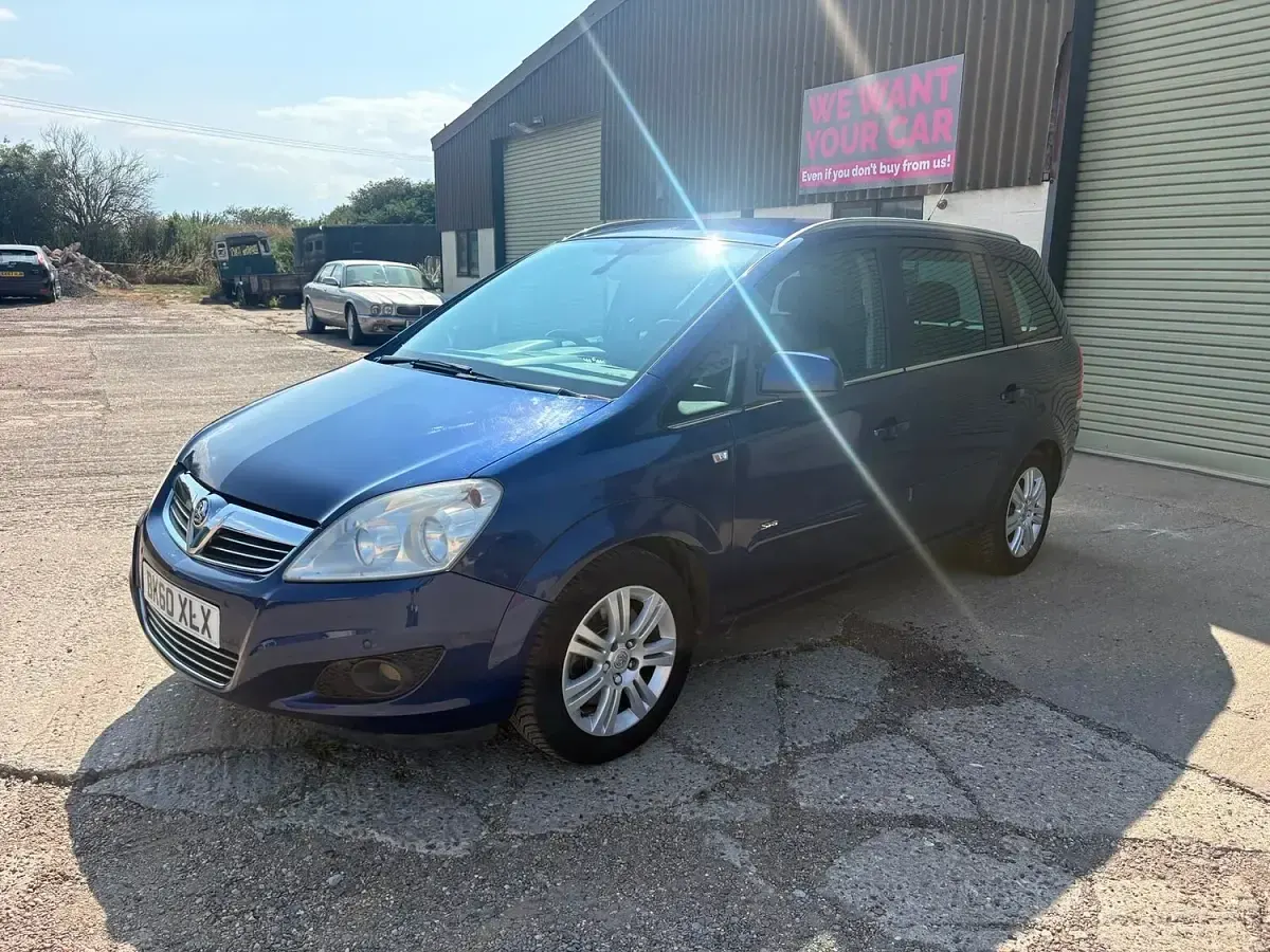 Used Vauxhall Zafira Design Edition 2010 Blue MPV