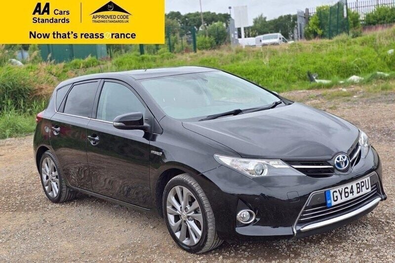 Used 2014 Toyota Auris Hybrid | £9,988 (Fair price) - Image 1/1