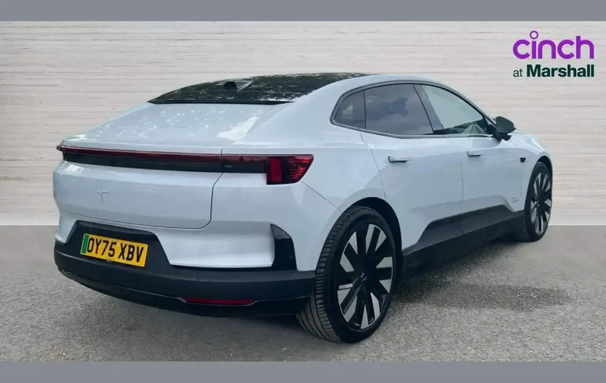 Begagnad Polestar 4 Plus 196 kW (267 HK) 2025 Silver SUV