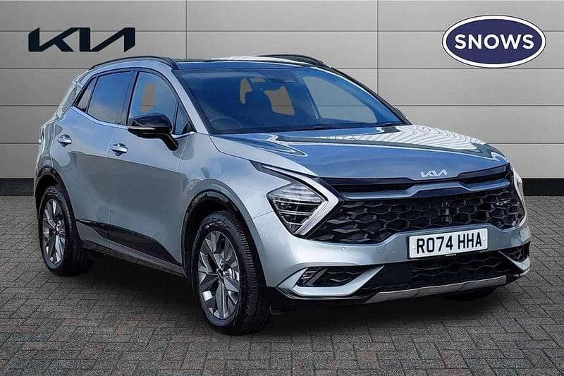 Silver Used 2024 Kia Sportage 2 SUV | £32,009 (A bit pricey) - Image 1/4