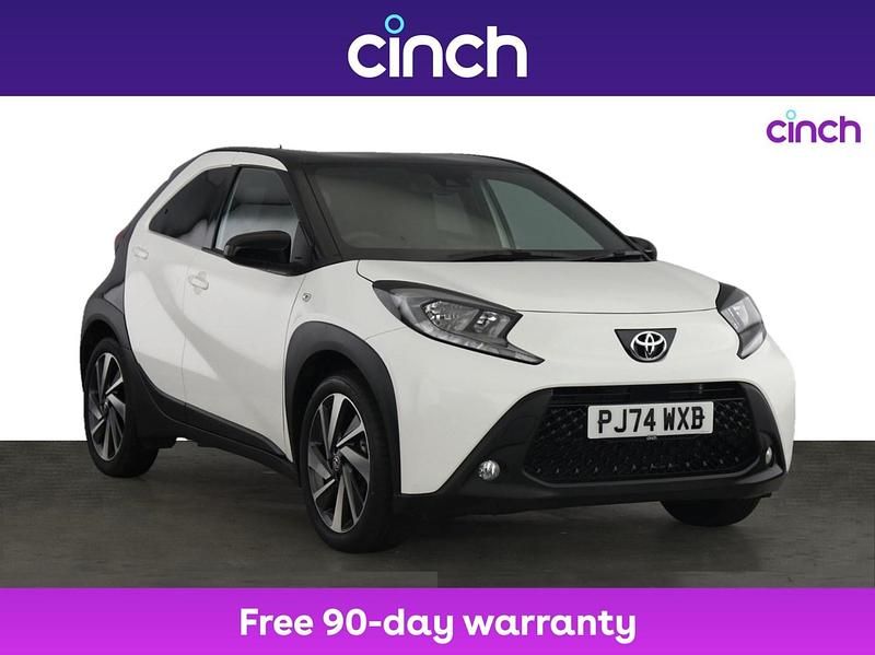 White Used 2024 Toyota Aygo Hatchback | £14,499 (Fair price) - Image 1/3