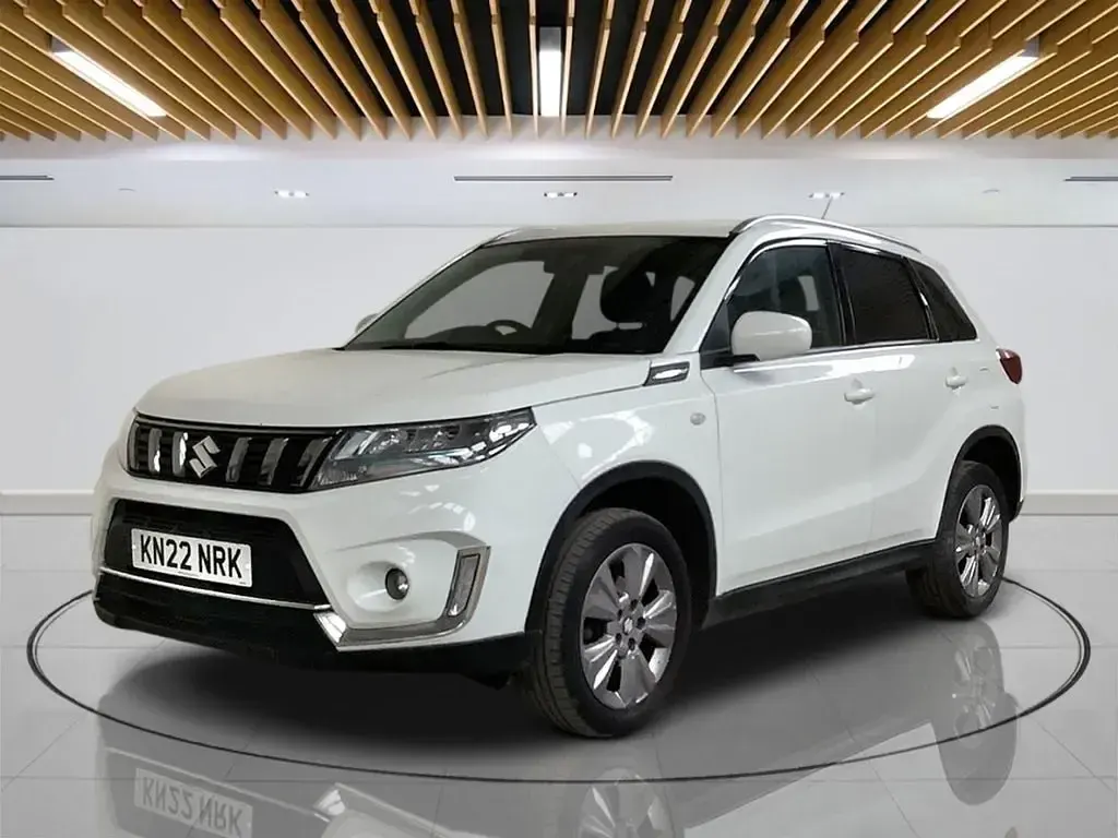 Gebraucht Suzuki Vitara SZ-T 129 PS (94 kW) 2022 Weiß SUV