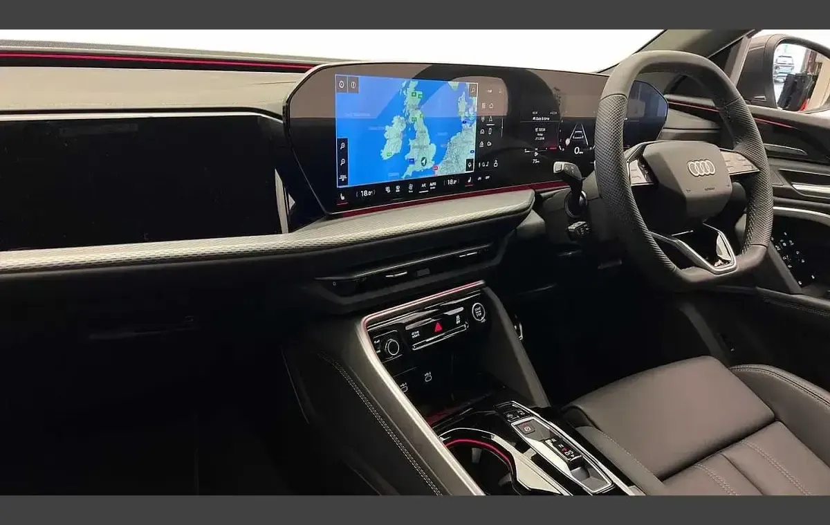 New Audi Q5 S-Line 200 HP (147 kW) 2026 Grey SUV