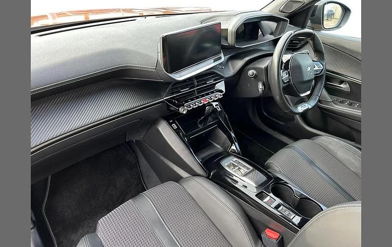 Used Peugeot e-2008 GTi 100 kW (136 HP) 2022 Orange SUV