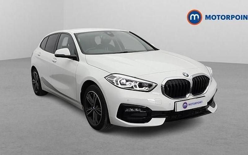 Used BMW 118 Sport Line 136 HP (100 kW) 2024 Hatchback