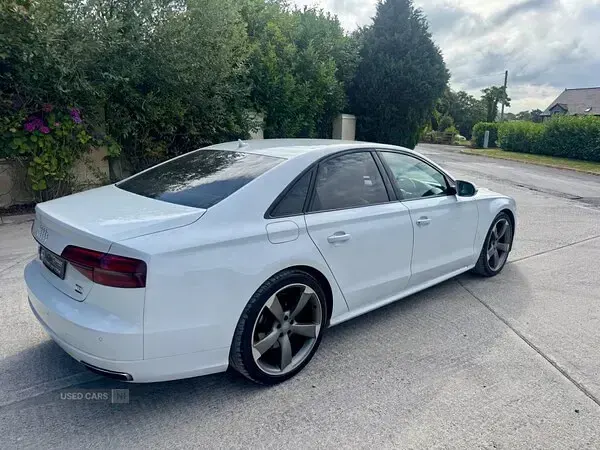 Used Audi A8 Black Edition 262 HP (192 kW) 2017 White Sedan
