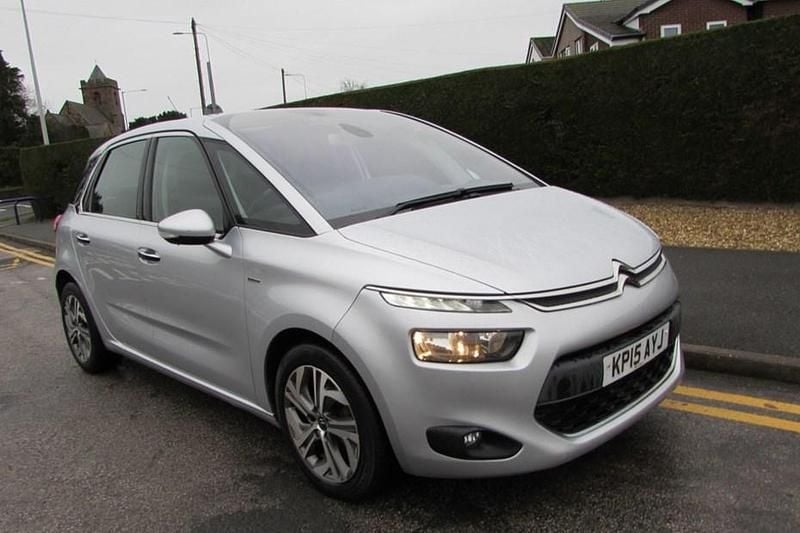 Silver Used 2015 Citroën C4 Picasso Exclusive MPV | £3,995 (Good price) - Image 1/1
