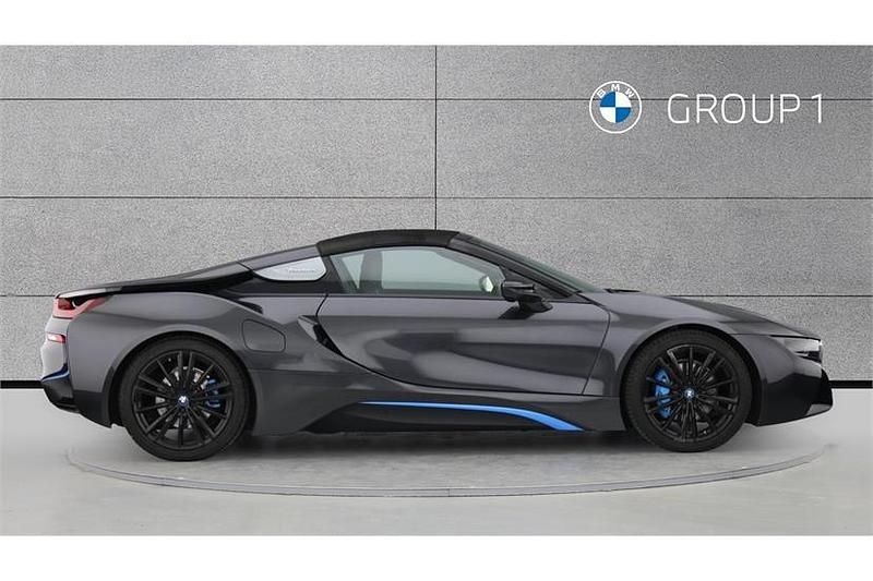 Used BMW i8 Comfort Edition 374 HP (275 kW) 2019 Sophisto grey / bmwi blue accent Cabriolet