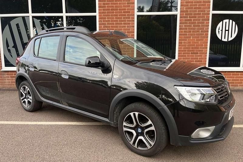 Black Used 2020 Dacia Sandero Stepway Hatchback | £6,800 (Fair price) - Image 1/1